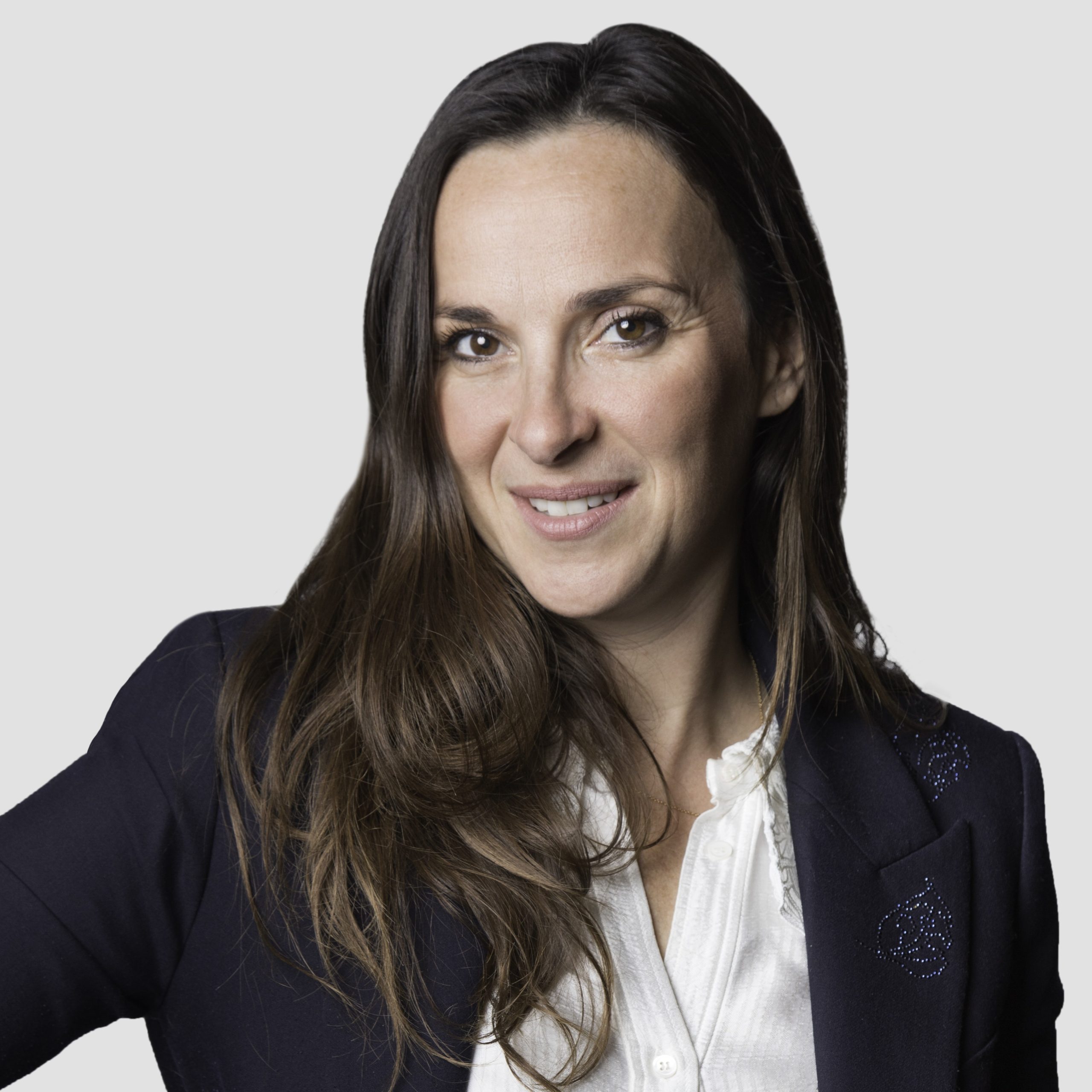 Julie SPINELLI 1x1 website 2 scaled