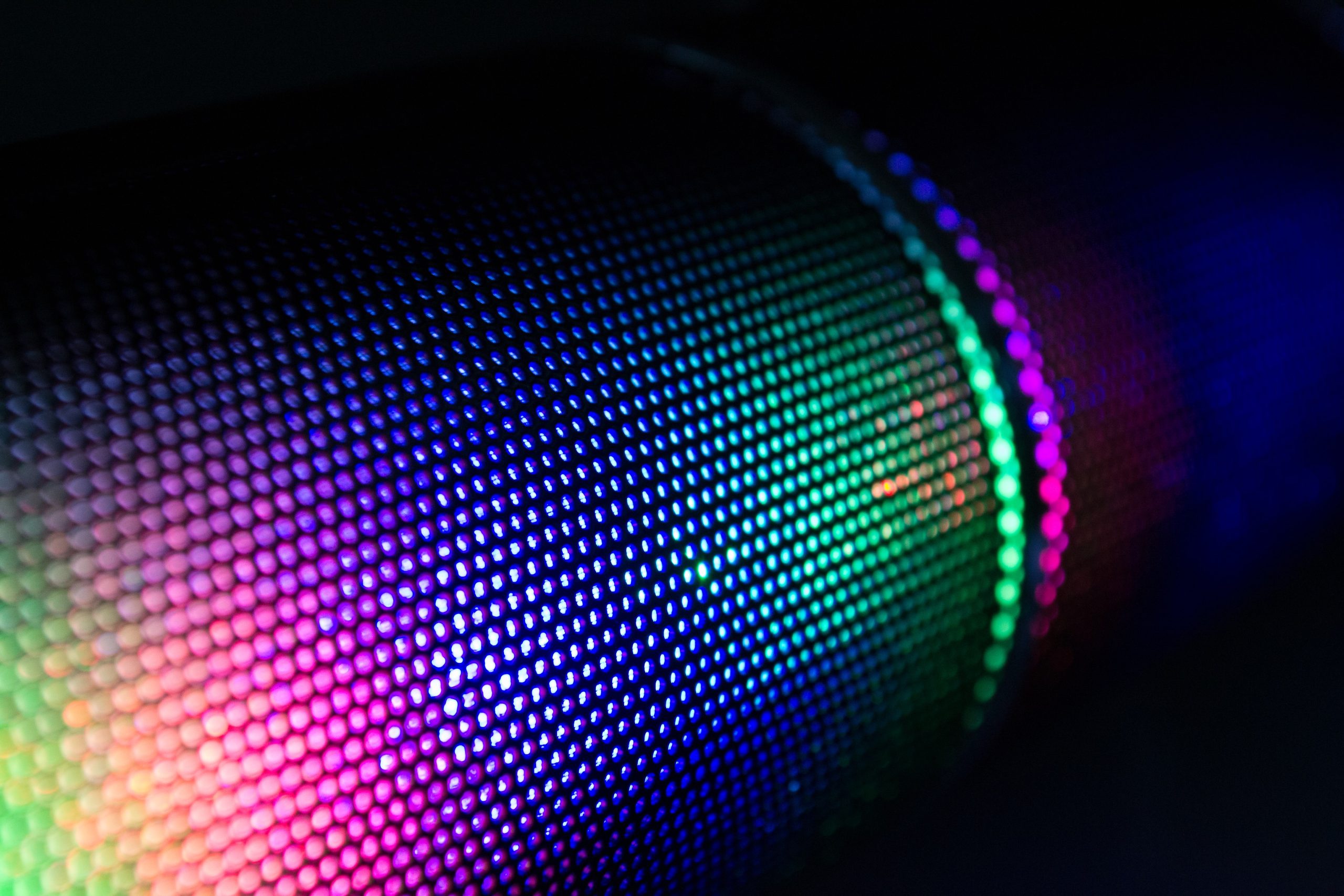 AVELLUM acts for the client in cyber fraud investigation 3 steve johnson d7JWDqIhfF4 unsplash scaled
